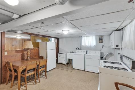 1824 Highland Avenue Irwin PA 15642