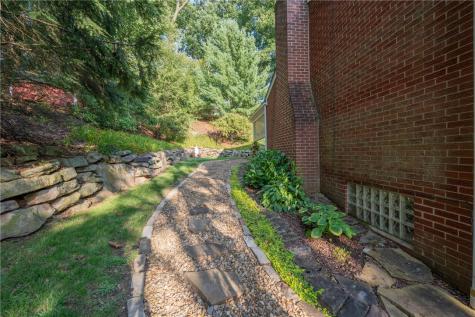 3465 Burnett Drive Murrysville PA 15668
