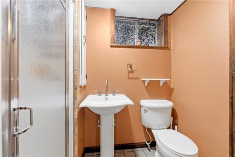 101 Emery Road Centerville PA 15333