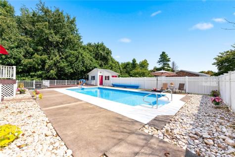 101 Emery Road Centerville PA 15333