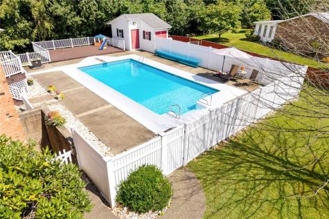101 Emery Road Centerville PA 15333