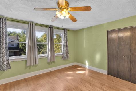1112 Pemberton Street Brighton Heights PA 15212