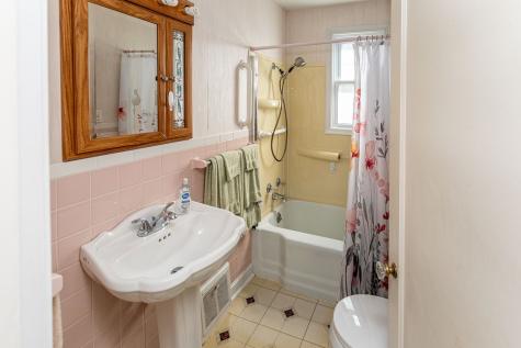 930 Franklin Avenue Connellsville PA 15425