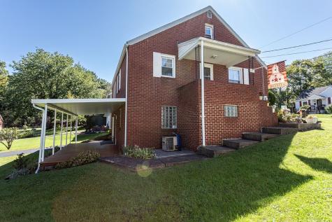 930 Franklin Avenue Connellsville PA 15425