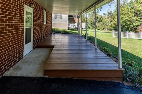 930 Franklin Avenue Connellsville PA 15425