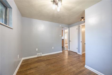 118 Washington Forest Hills Boro PA 15221