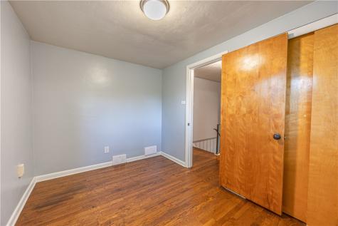 118 Washington Forest Hills Boro PA 15221