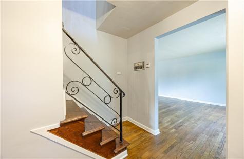 118 Washington Forest Hills Boro PA 15221
