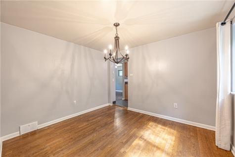 118 Washington Forest Hills Boro PA 15221
