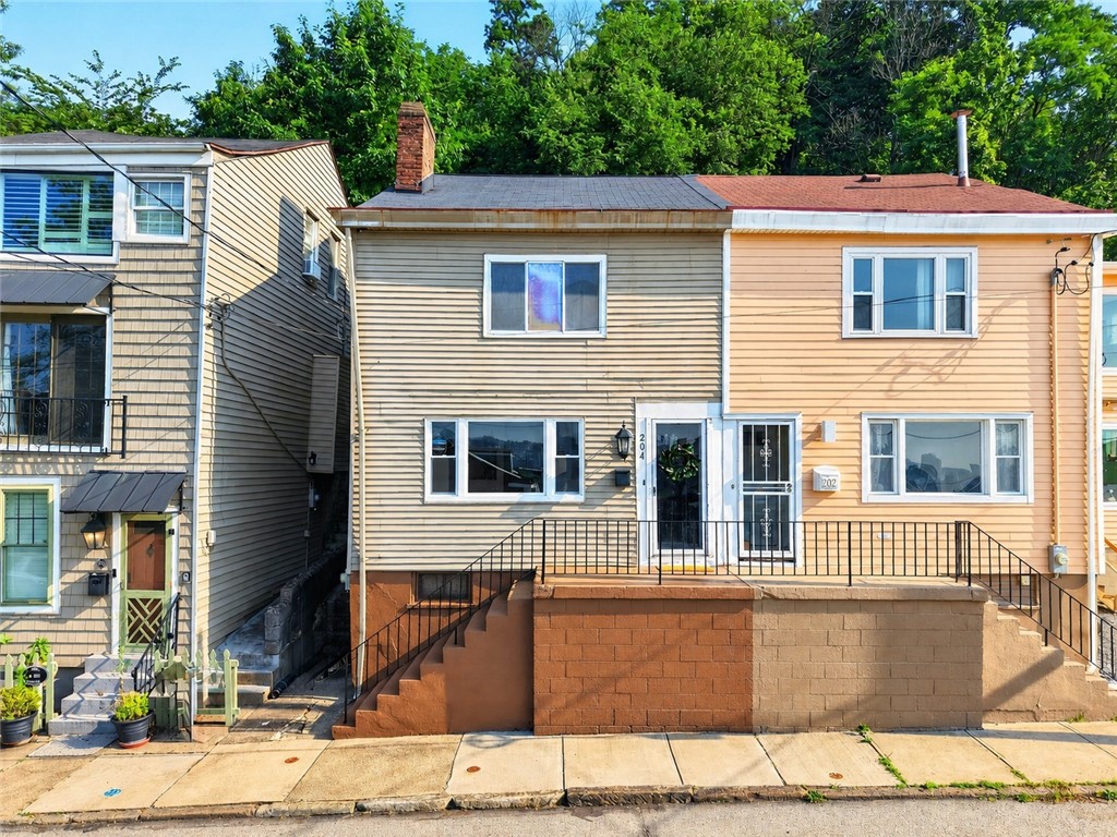 204 E Jefferson Street Central North Side PA 15212