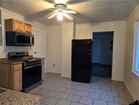 807 Wood Street Centerville PA 15358