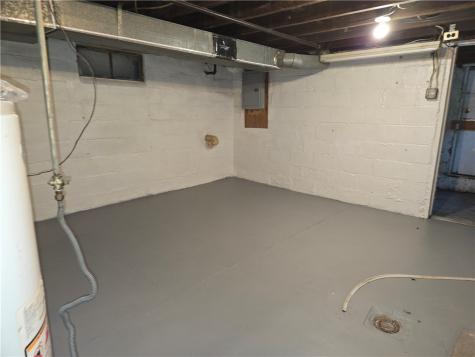 807 Wood Street Centerville PA 15358