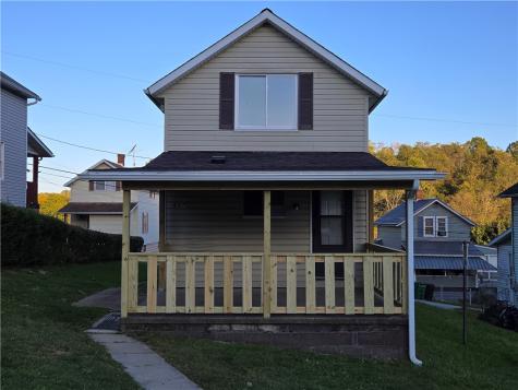 807 Wood Street Centerville PA 15358