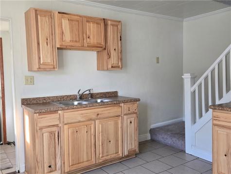 807 Wood Street Centerville PA 15358