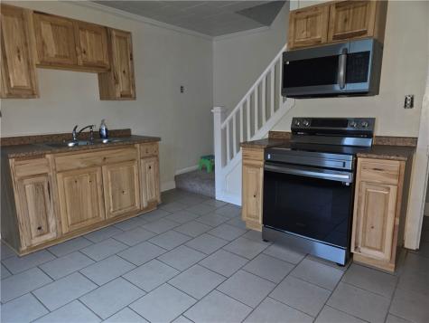 807 Wood Street Centerville PA 15358
