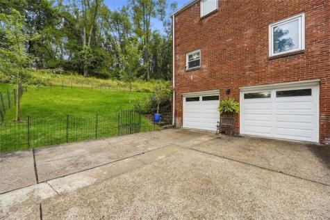 641 Ravencrest Road O'hara PA 15215