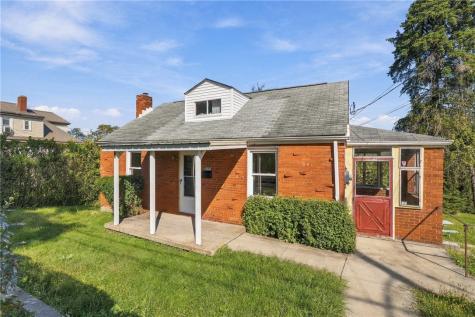 428 Grandview Avenue West Mifflin PA 15122
