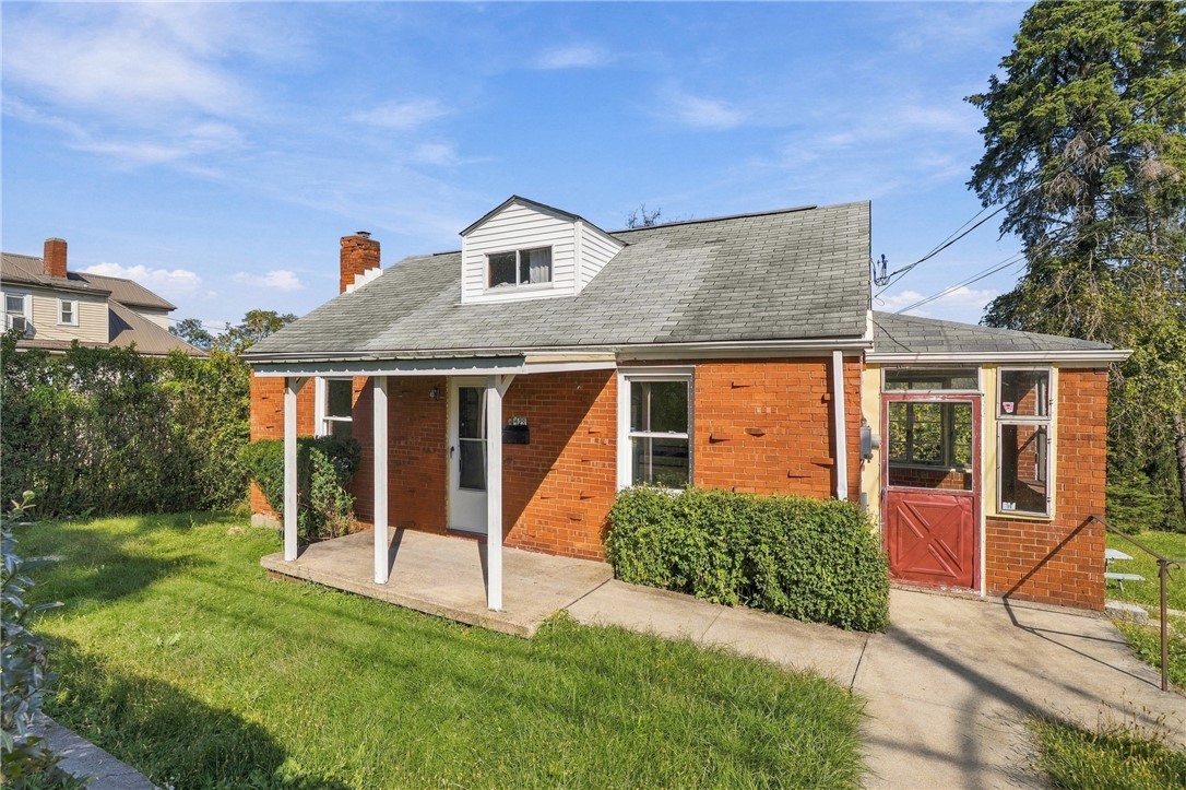428 Grandview Avenue West Mifflin PA 15122