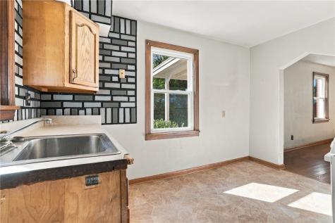 428 Grandview Avenue West Mifflin PA 15122