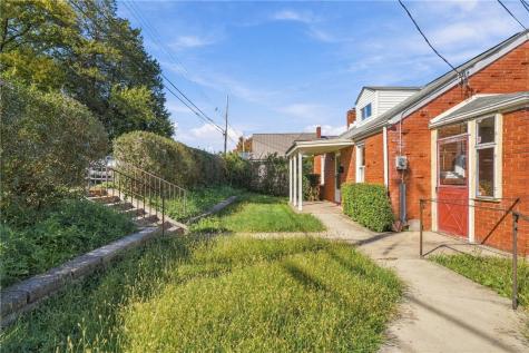 428 Grandview Avenue West Mifflin PA 15122