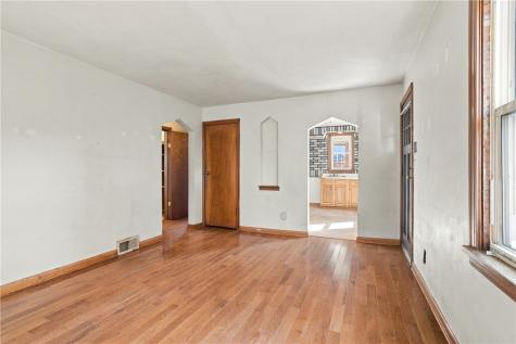 428 Grandview Avenue West Mifflin PA 15122