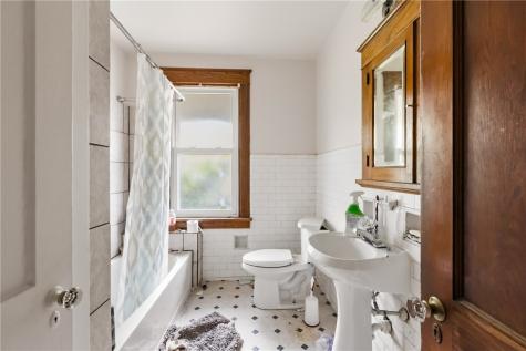 418 Charles Street Turtle Creek PA 15145
