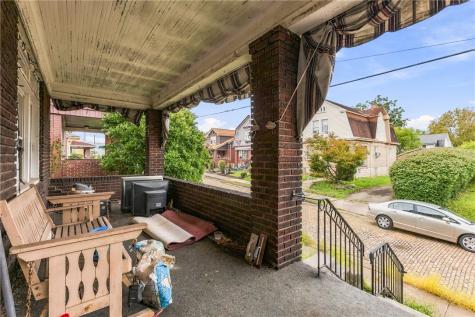 418 Charles Street Turtle Creek PA 15145