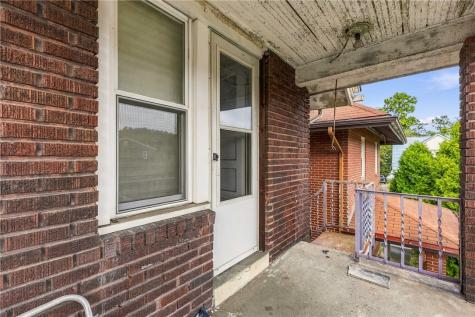 418 Charles Street Turtle Creek PA 15145