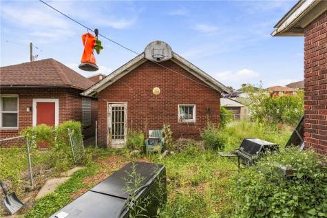 418 Charles Street Turtle Creek PA 15145