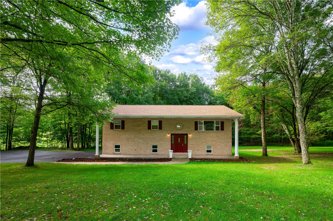 120 Mcginley Road Oakland Township PA 16025