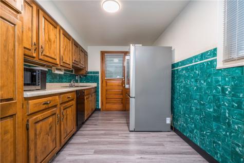 1346 Kinmount Banksville/westwood PA 15205
