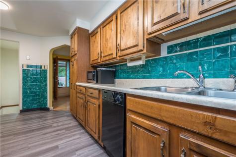 1346 Kinmount Banksville/westwood PA 15205