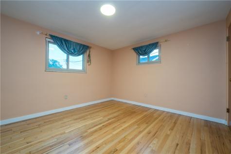 1346 Kinmount Banksville/westwood PA 15205