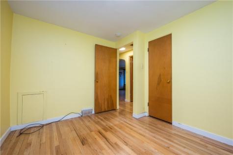 1346 Kinmount Banksville/westwood PA 15205
