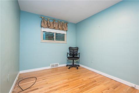 1346 Kinmount Banksville/westwood PA 15205