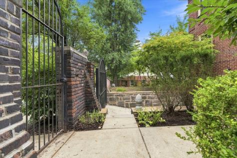 4342 Centre Avenue Oakland PA 15213