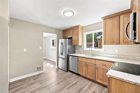 6 S Spring Street Etna PA 15223