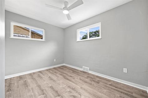 6 S Spring Street Etna PA 15223
