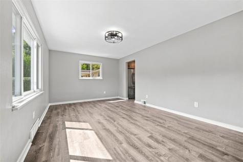 6 S Spring Street Etna PA 15223