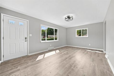 6 S Spring Street Etna PA 15223