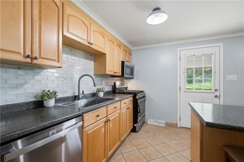 102 August Drive Robinson Township PA 15108