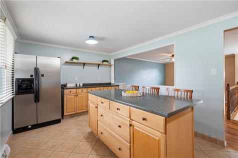 102 August Drive Robinson Township PA 15108