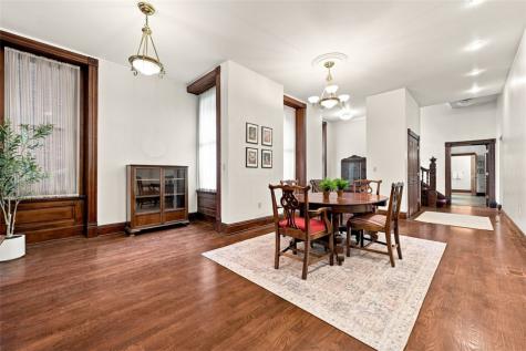 607 Lockhart Street East Allegheny PA 15212