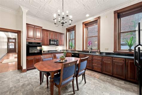 607 Lockhart Street East Allegheny PA 15212