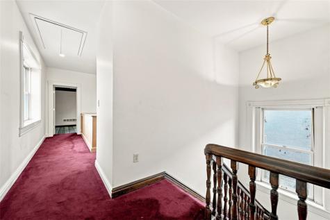607 Lockhart Street East Allegheny PA 15212