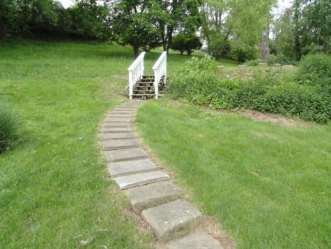 129 Whitestown Road Township Of But Se PA 16045