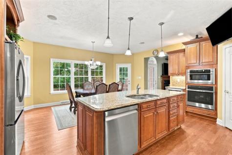 1016 Diane Lane Indiana Township PA 15024