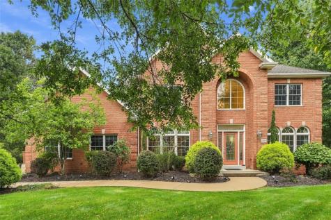 1016 Diane Lane Indiana Township PA 15024
