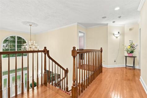 1016 Diane Lane Indiana Township PA 15024