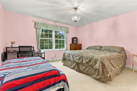 1016 Diane Lane Indiana Township PA 15024